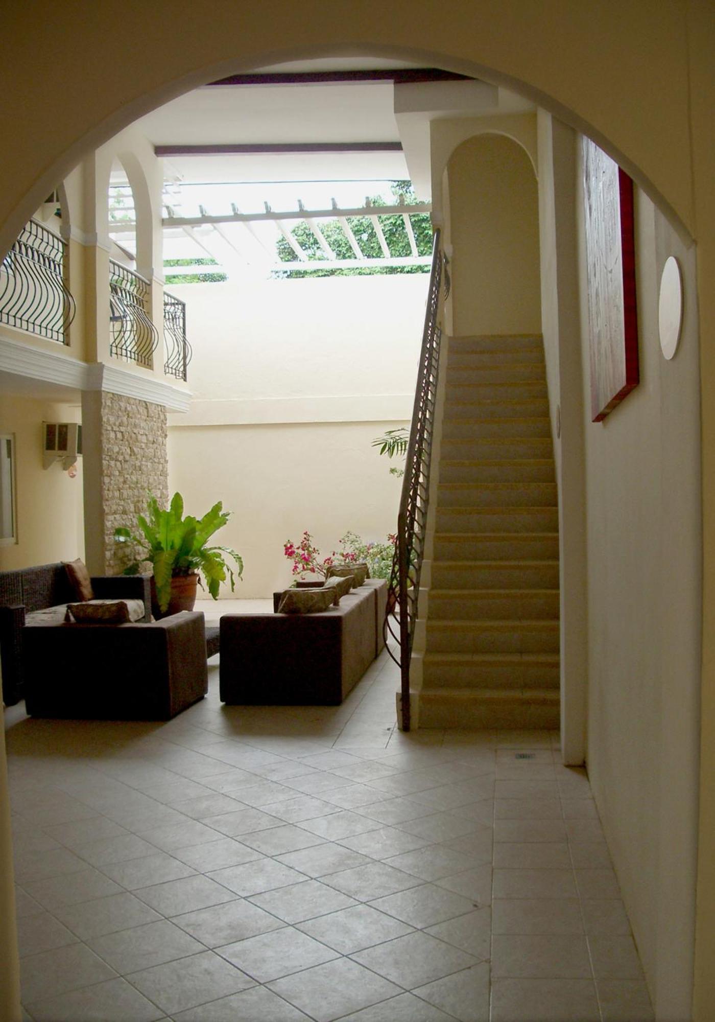 The Suites At Calle Nueva Bacolod Exterior foto