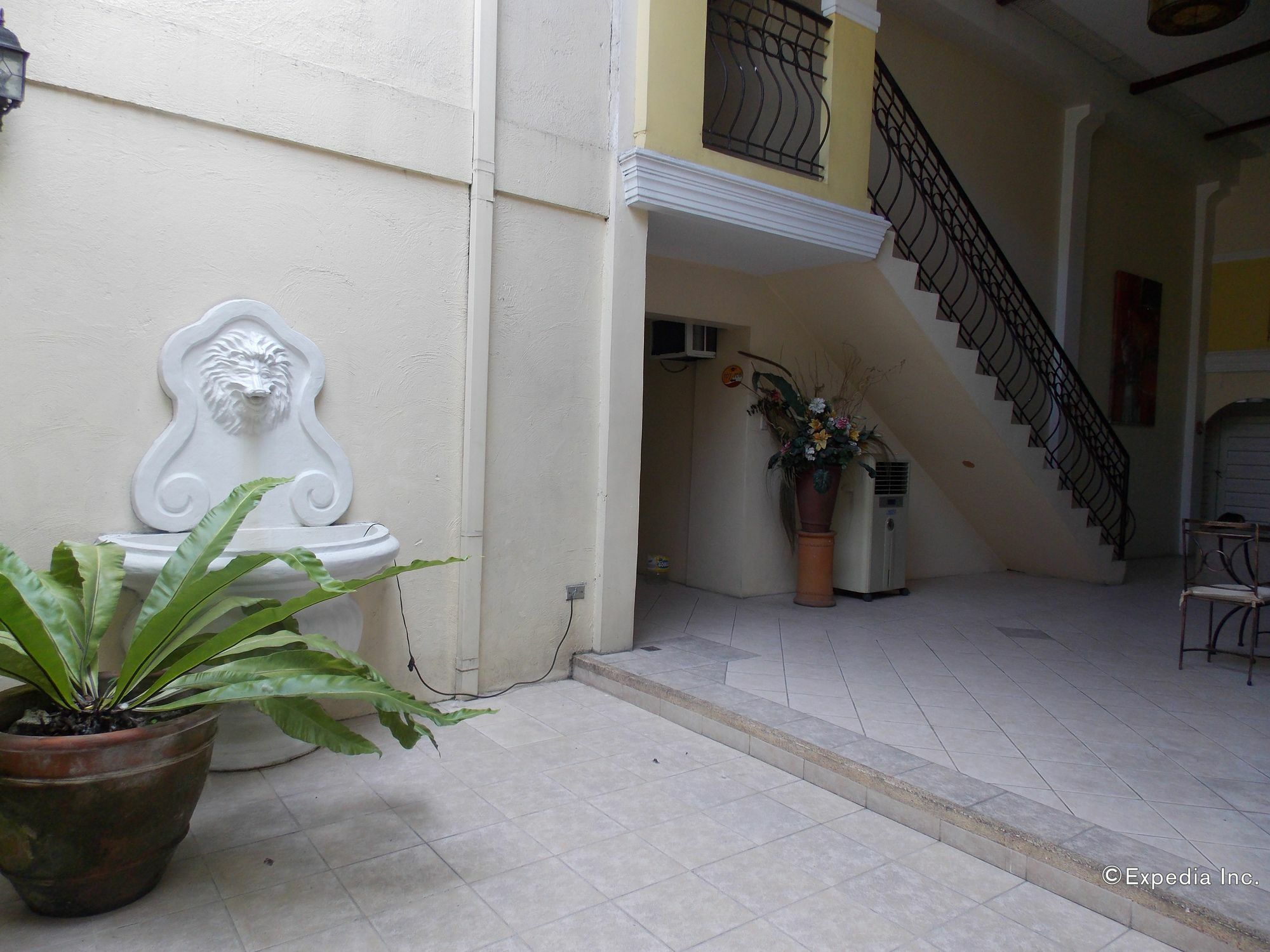 The Suites At Calle Nueva Bacolod Exterior foto